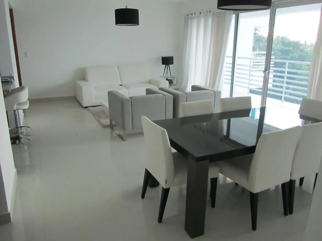 Pétionville Gala Tower Condo & Hotel האיטי